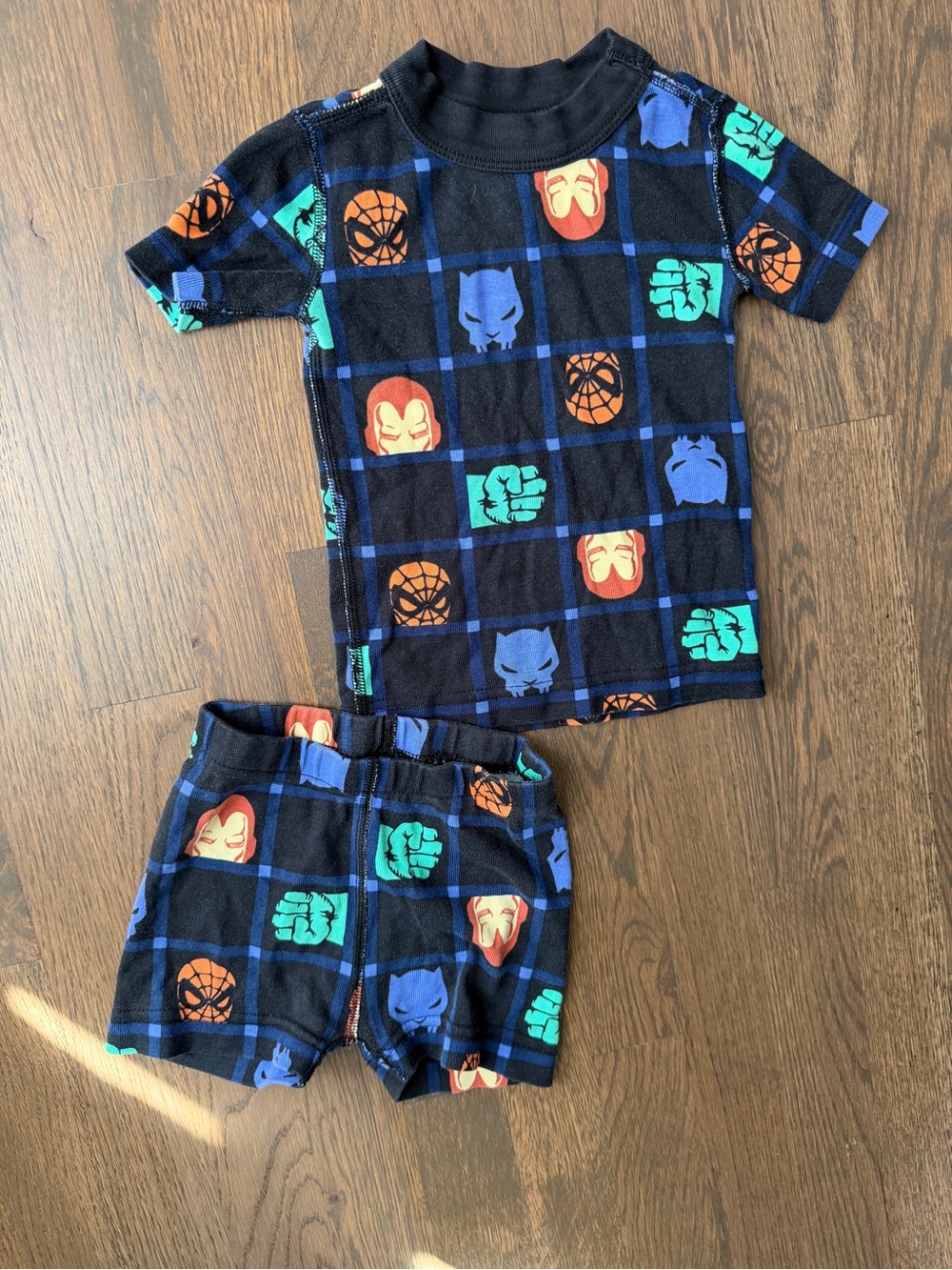 Hanna Anderson Boys Black Marvel Heroes Short Pajama Set